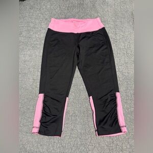 Tek Gear Pink & Black Athletic Leggings Capris